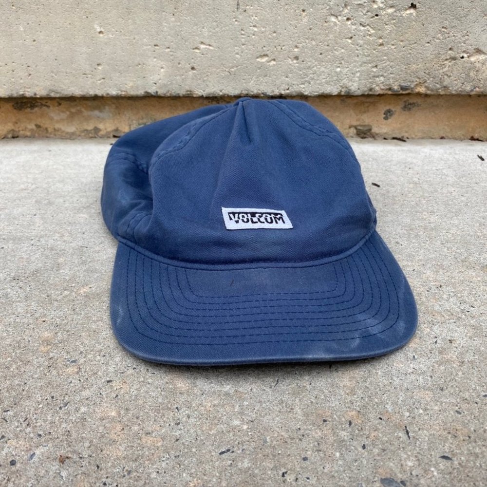 Volcom Snap-Back Hat